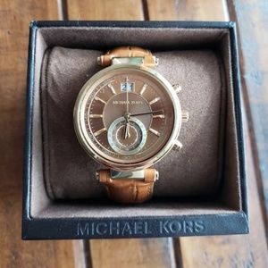 Michael Kors Accessories - Women's Watch Michael Kors Accessories - Women's Watch